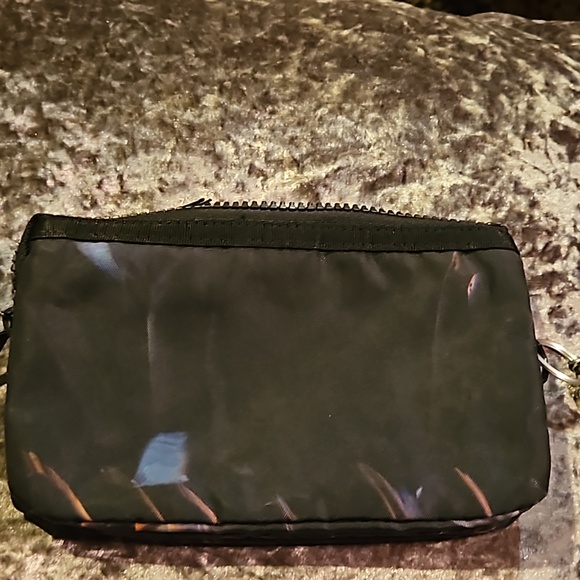 Kipling - Picture 3 of 3